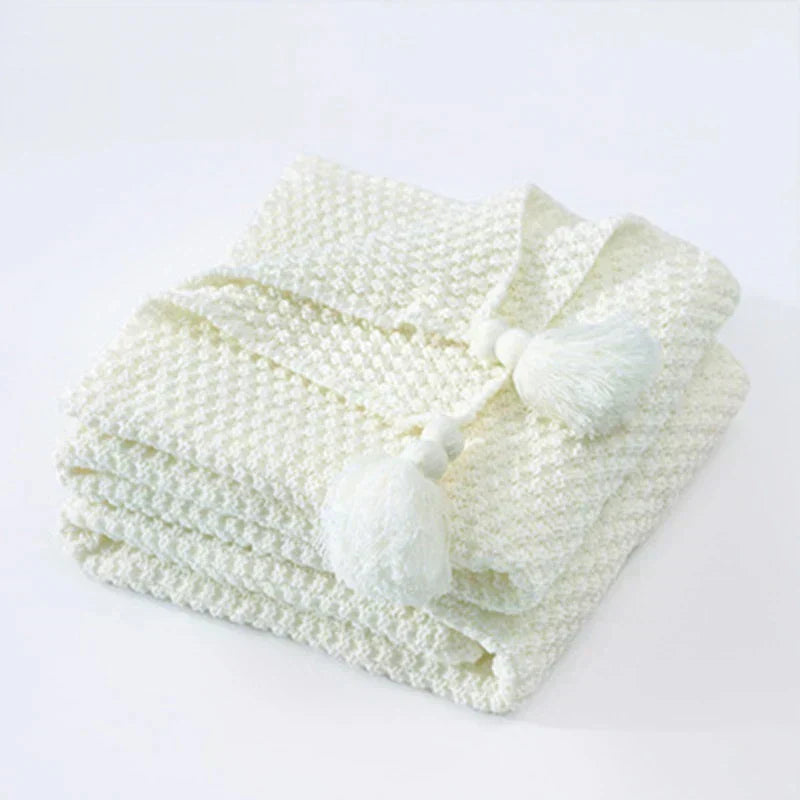 Lisslune | NordiWrap Knitted Wool Blanket with Tassels | Nordic Design | Cozy & Elegant | Perfect for Home