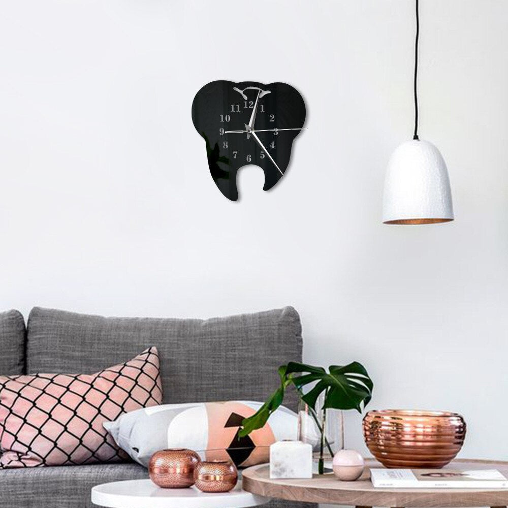 Lisslune | GlowDent - Mirror Wall Clock for Dental Hygiene