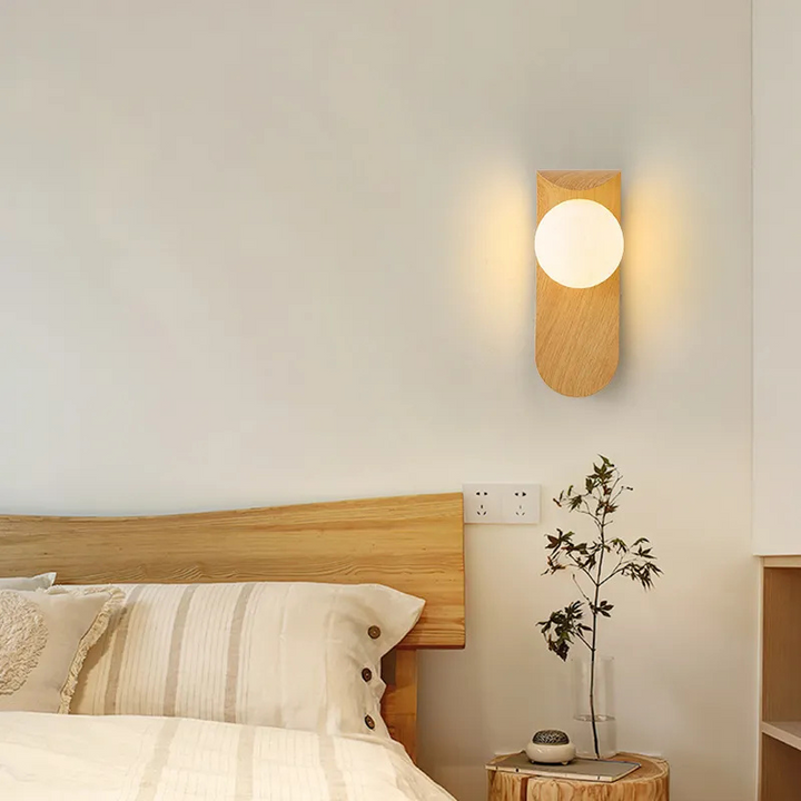 Lisslune | LuxeWood – Chic Walnut Wall Lamp for Unique Ambiances