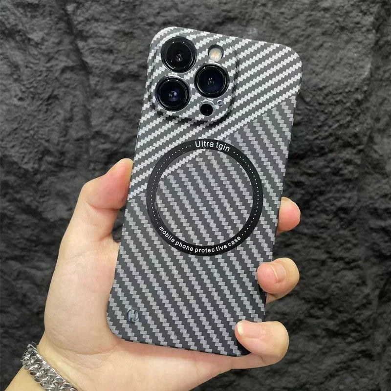 Lisslune | Frameless Magnetic Phone Case Made of Carbon Fiber for iPhone