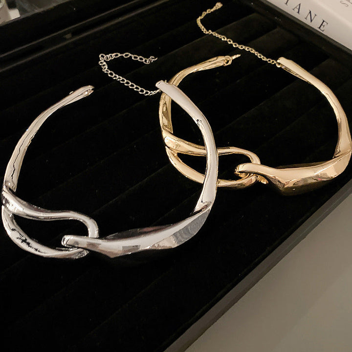 Lisslune | Fluid Charm Necklace