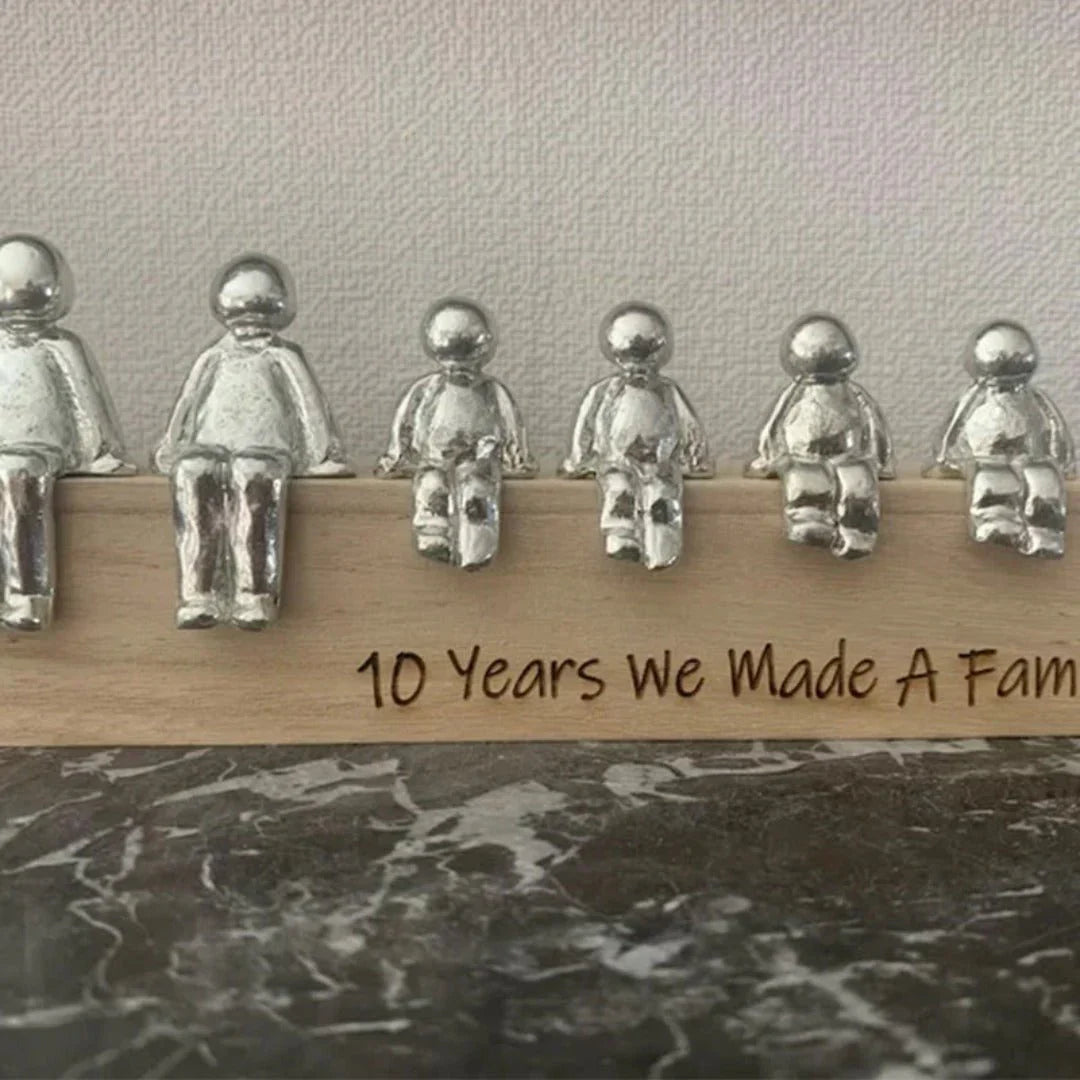 Lisslune | Timeless Family Sculpture