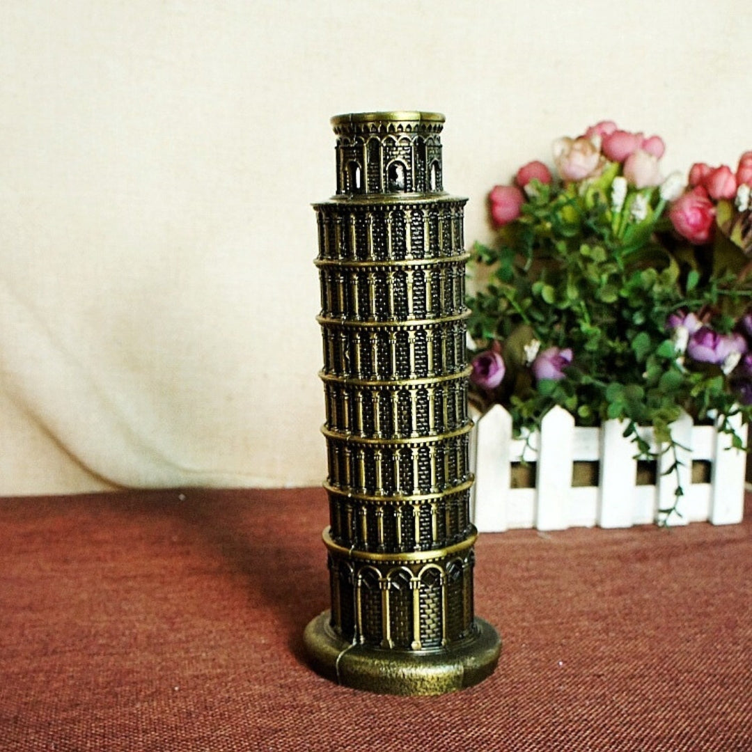 Lisslune | FamousEmpire - Parisian figures made of miniature metal