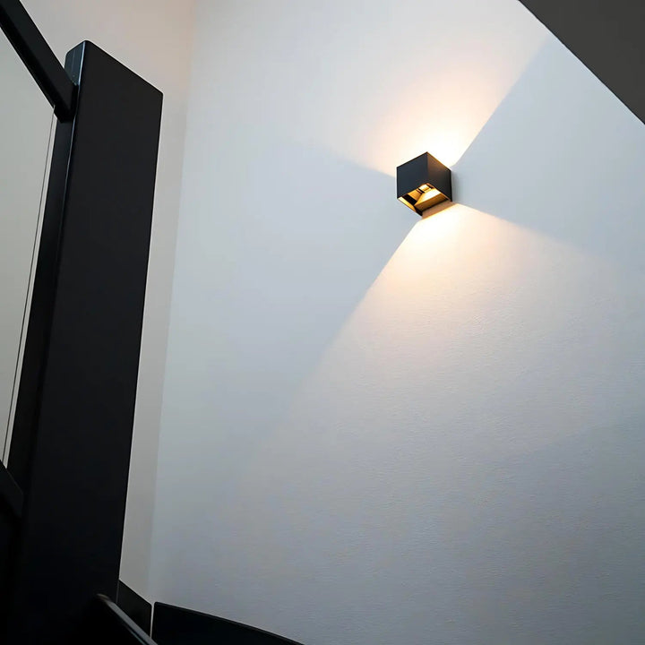 Lisslune | AuraLuxe - Hana Glow for Refined Interiors