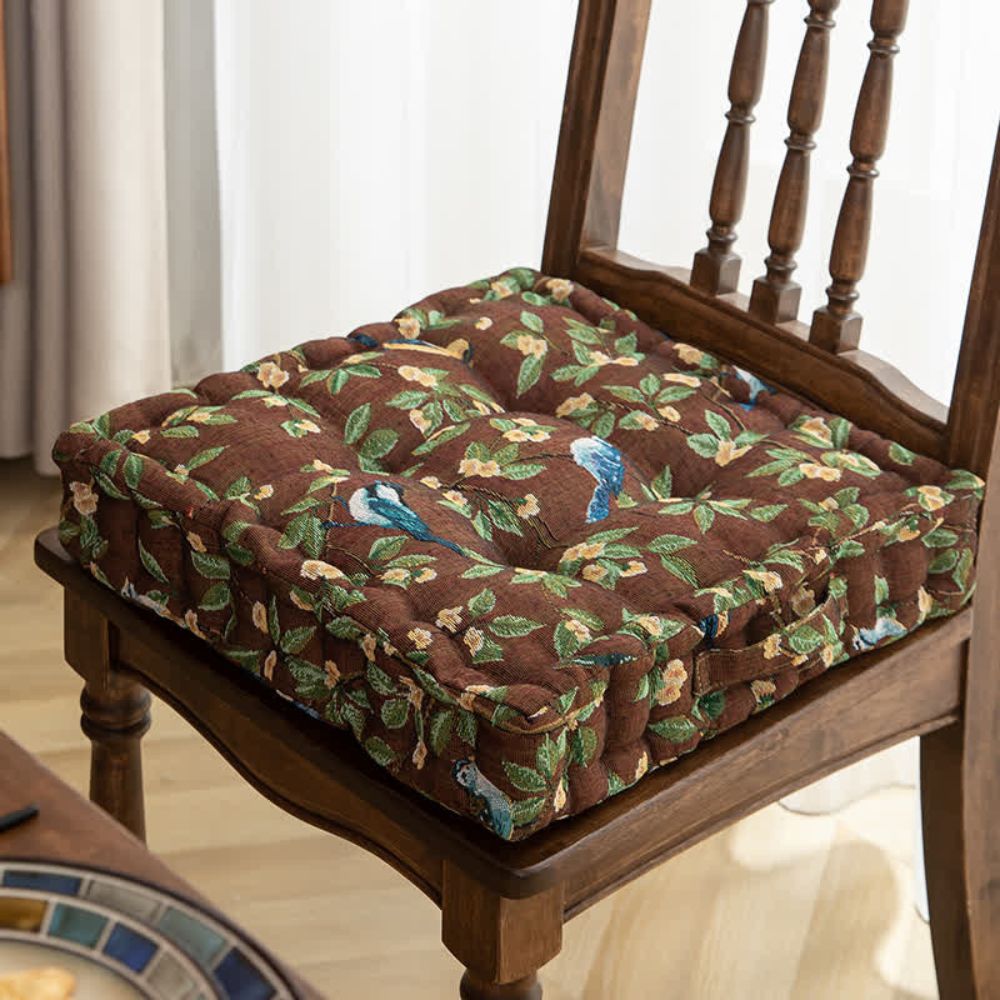 Lisslune | Whimsical Bird Leaf Cushion