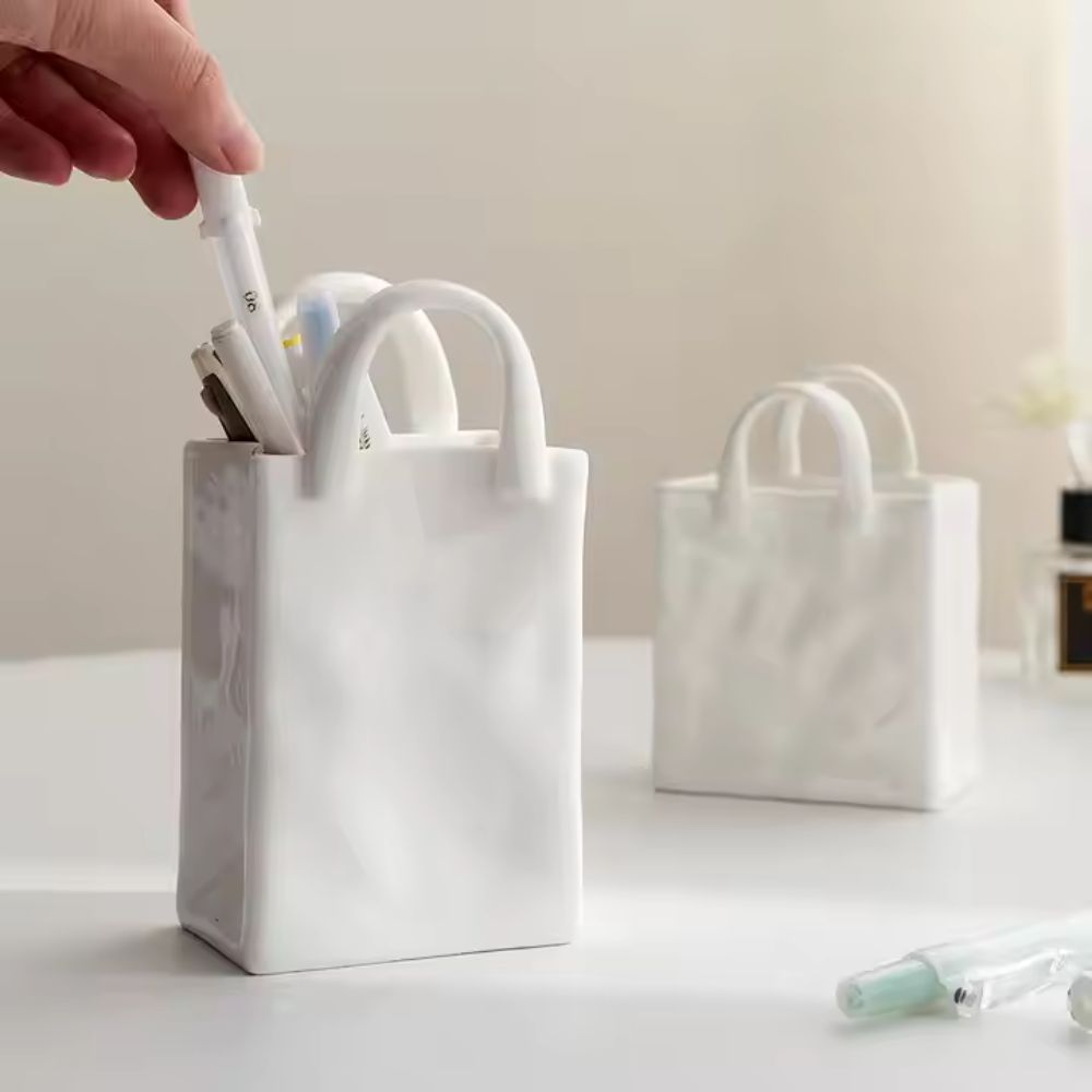 Lisslune | Tote-Style Ceramic Vase