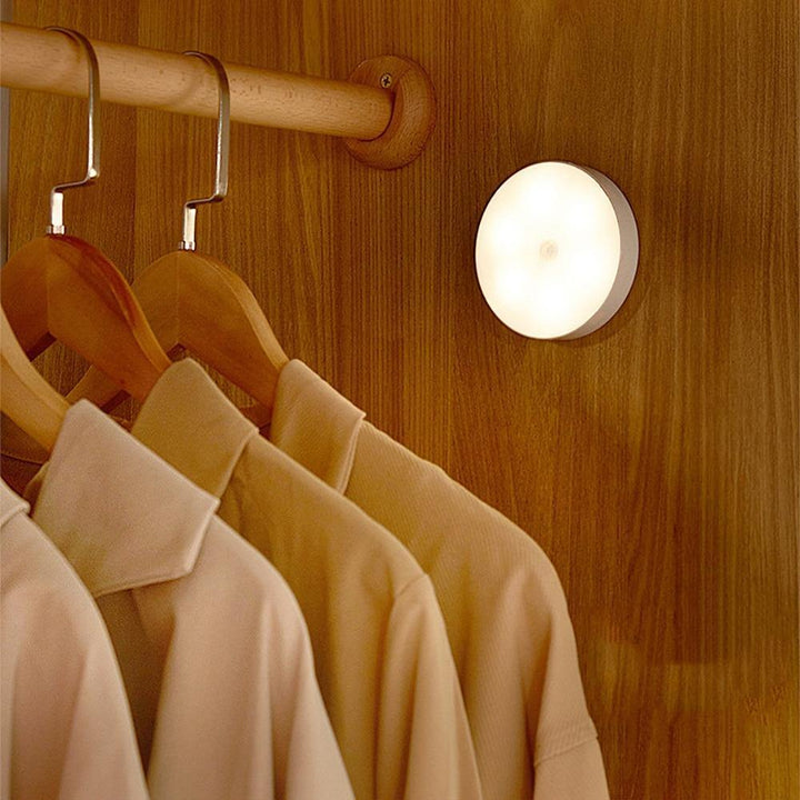 Lisslune | Rechargeable Motion Sensor LED USB Night Light