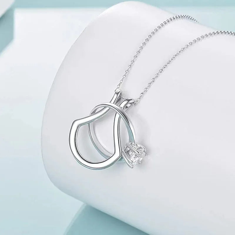 Lisslune | Protect your precious ring when you're not wearing it on your finger!