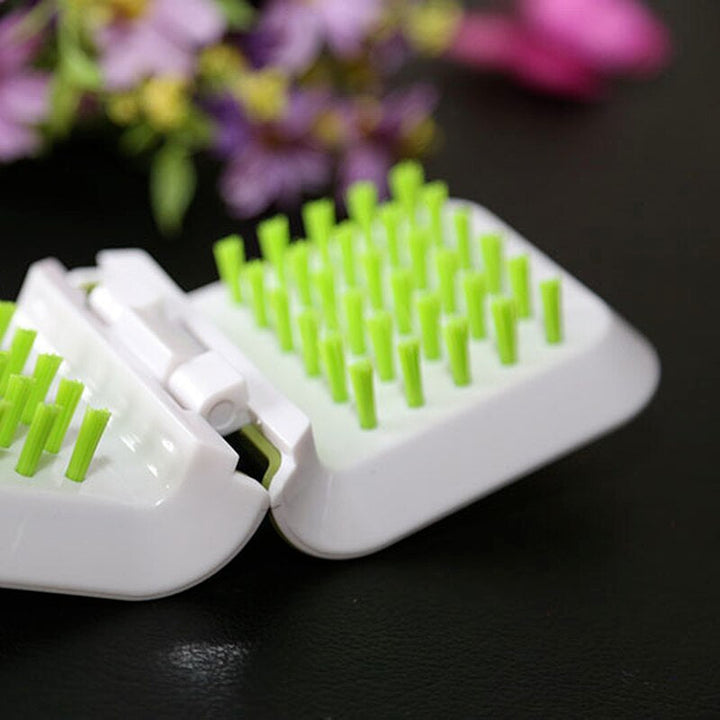 Lisslune | Double Sided Non-Slip Cleaning Brush