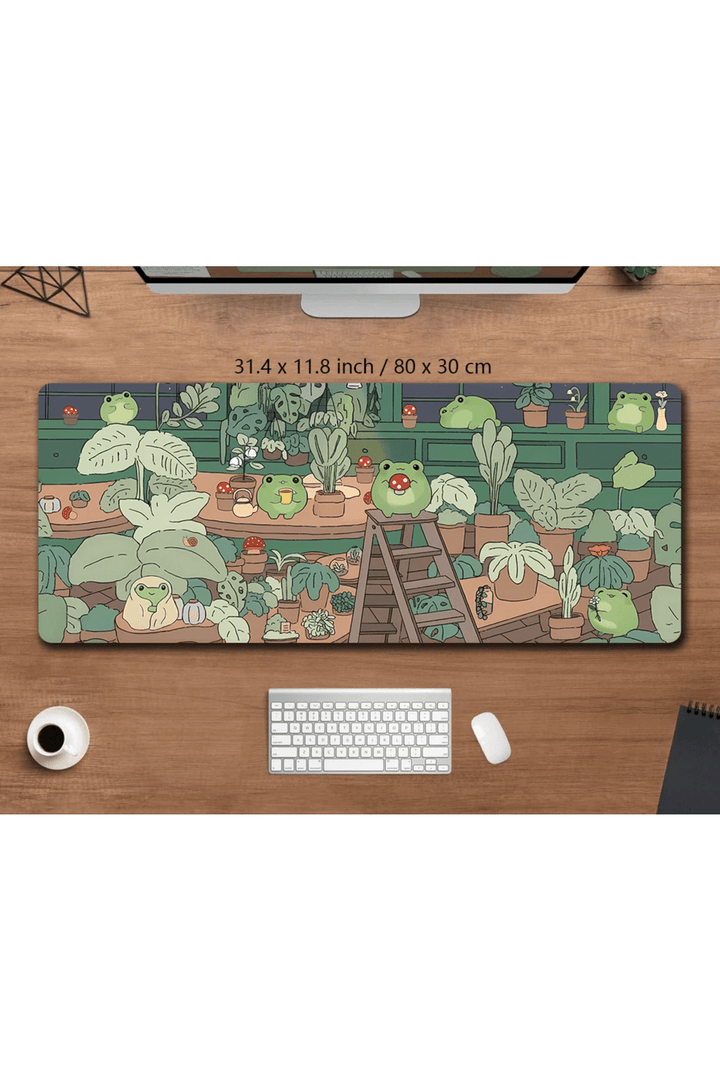 Lisslune | Nature Gaming Deskmat