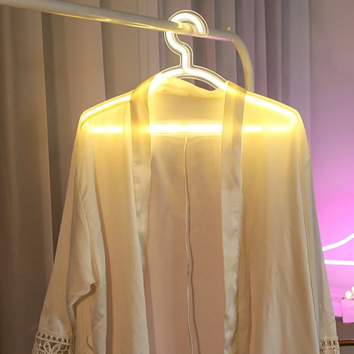 Lisslune | LumaHook – Stylish illuminated hangers for easy wardrobe navigation