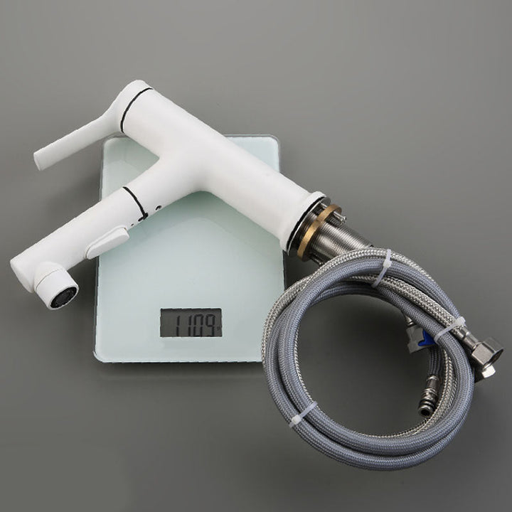 Lisslune | Contemporary Single Handle Faucet Retractable Sink Faucet with Lever Handle