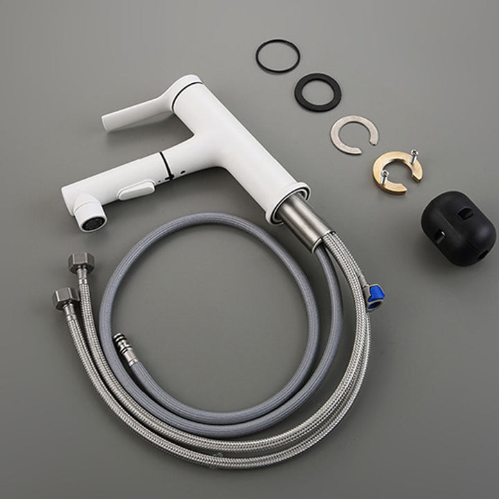 Lisslune | Contemporary Single Handle Faucet Pull Out Kitchen Faucet with Lever Handle
