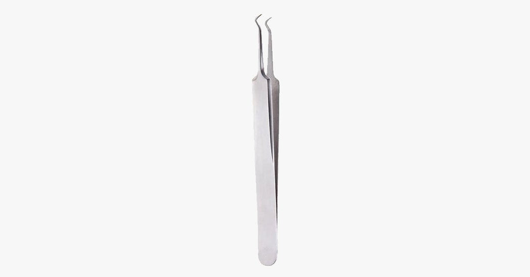 Lisslune | Safe use of blackhead remover tweezers - Provides precise grip on the blackheads without damaging the skin