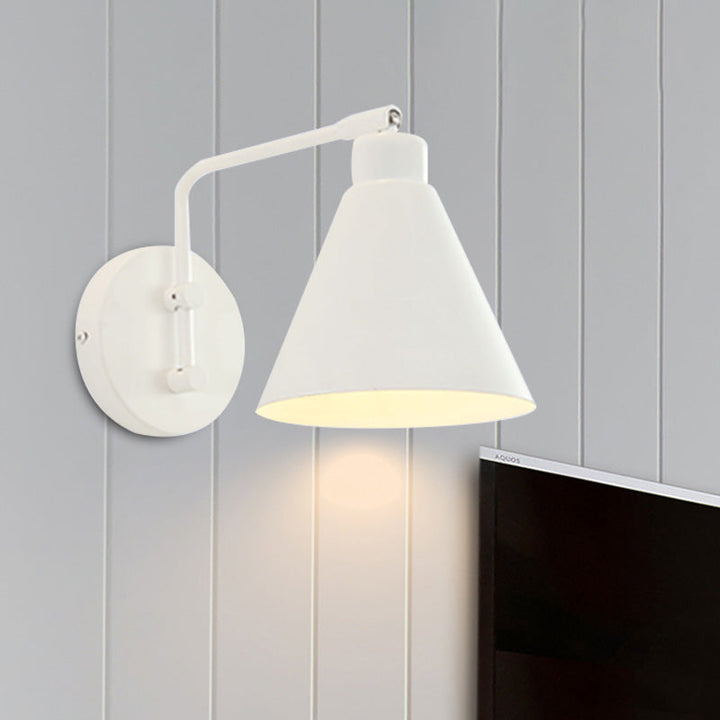 Skørter | 1-Head Cone Wall Light Fixture Country House White/Black Version Iron Rotatable Wall Mount for Living Room