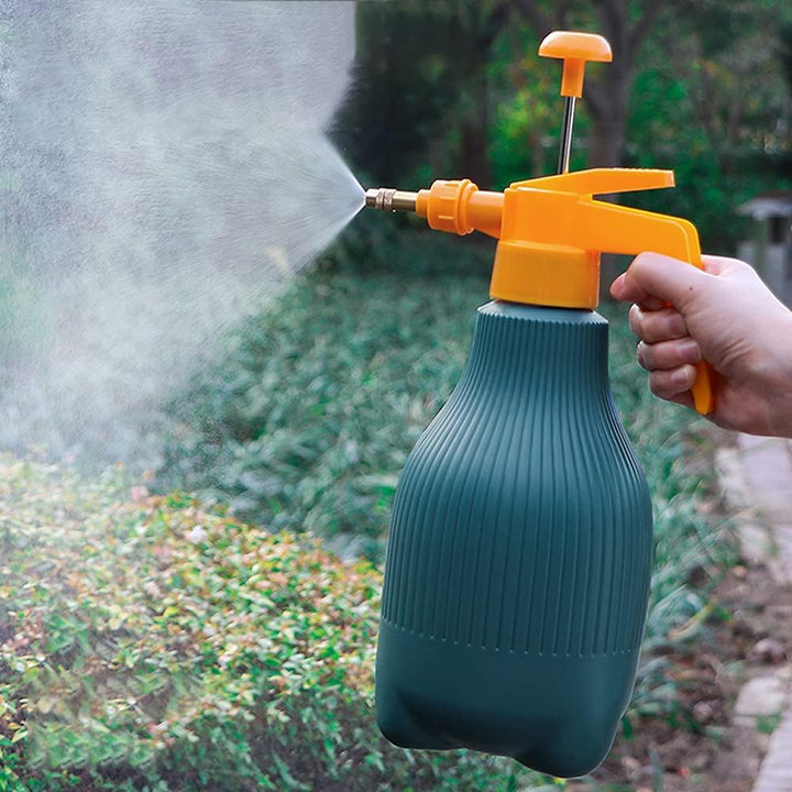 Lisslune | Nordic Spray Bottle with Pressure Pump – For Effective Plant Watering