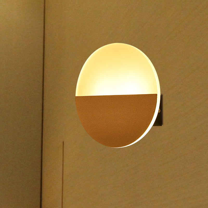 Lisslune | Simplicity Round Acrylic Wall Lamp LED Single Light Wall Lighting Fixture in White/Black