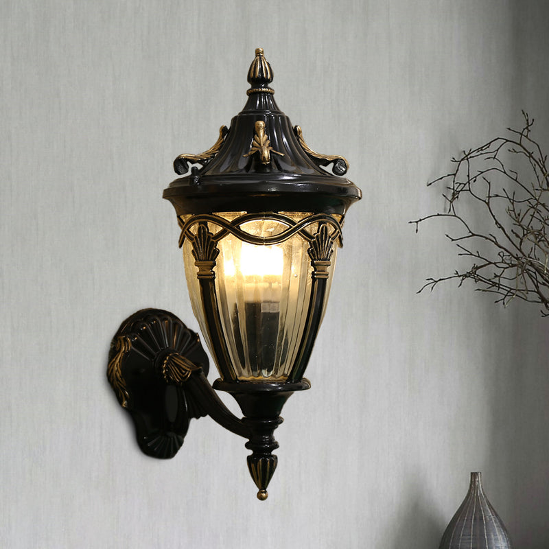 Skørter | 1 Light Bulb Urn Wall Sconce Light Loft Brass/Black Metal Wall Lamp Fixture with Clear Ribbed Glass Shade