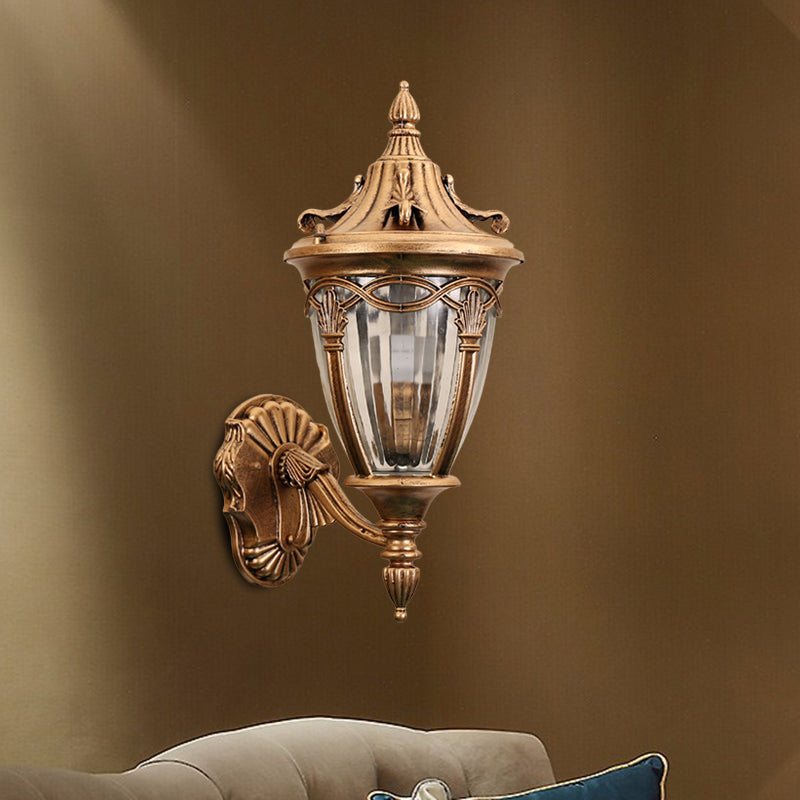 Skørter | 1 Light Bulb Urn Wall Sconce Light Loft Brass/Black Metal Wall Lamp Fixture with Clear Ribbed Glass Shade