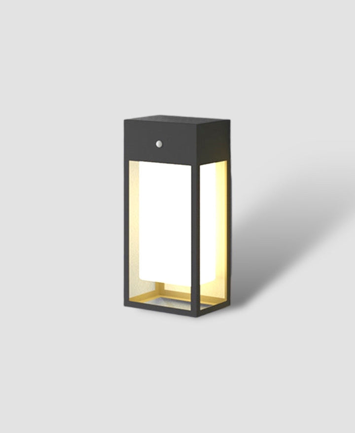 Lisslune | SolarAura – Smart Solar Wall Lamp for the Garden