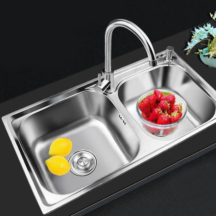 Lisslune | Classic Style Kitchen Sink Stainless Steel Kitchen Sink with Drainage Hole Kit