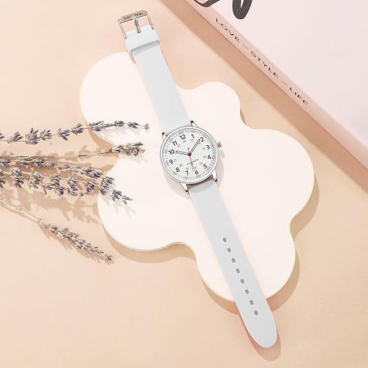 Lisslune | Stylish Women’s Clip-On Watch – Waterproof Silicone Fob Watch in Elegant Colours