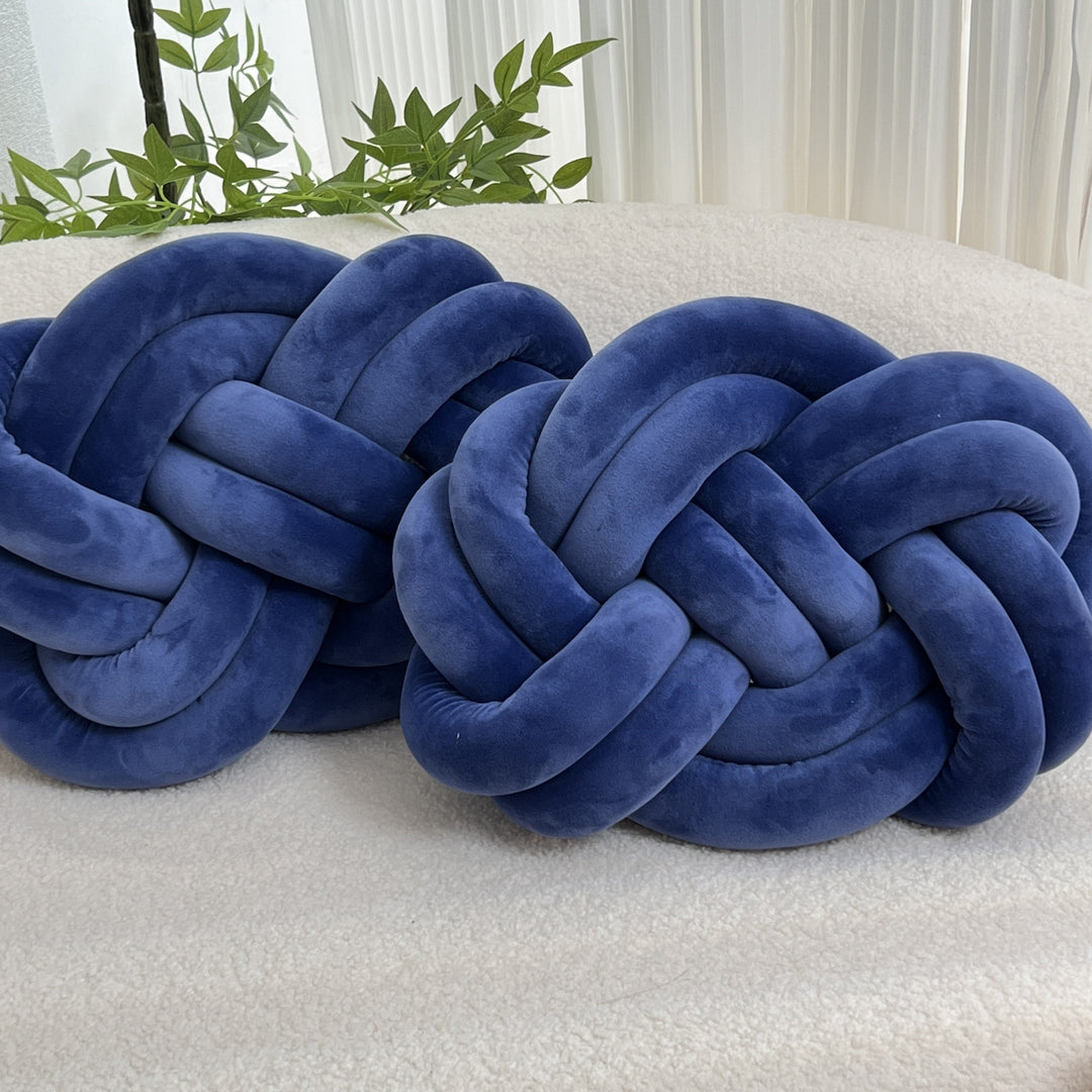 Lisslune | VelvetAura – Luxury decorative pillow duo