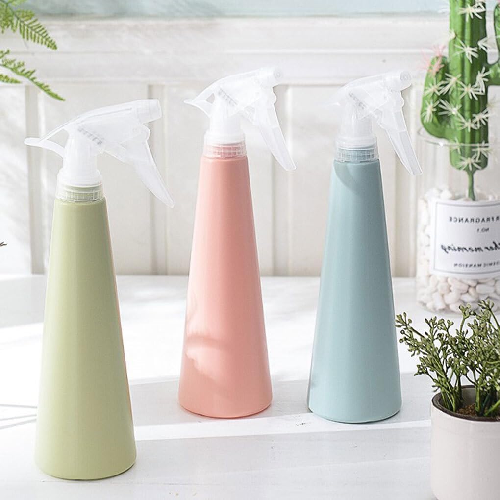 Lisslune | Plant spray bottle in modern design for precise plant watering