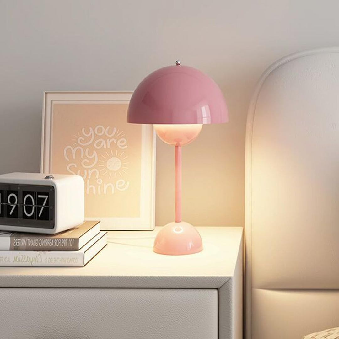 Lisslune | NordicNest Scandinavian Table Lamp