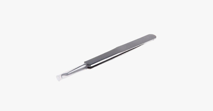 Lisslune | Safe use of blackhead remover tweezers - Provides precise grip on the blackheads without damaging the skin