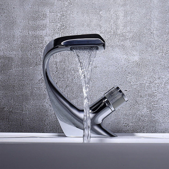 Lisslune | Contemporary Container Copper Brass Knob Handle Low Arch Container Faucet