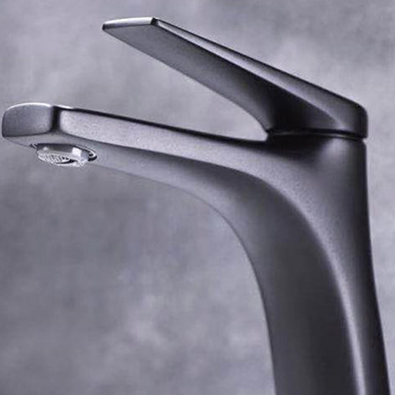 Lisslune | Contemporary Copper Vessel Faucet Low Arc Vessel Faucet