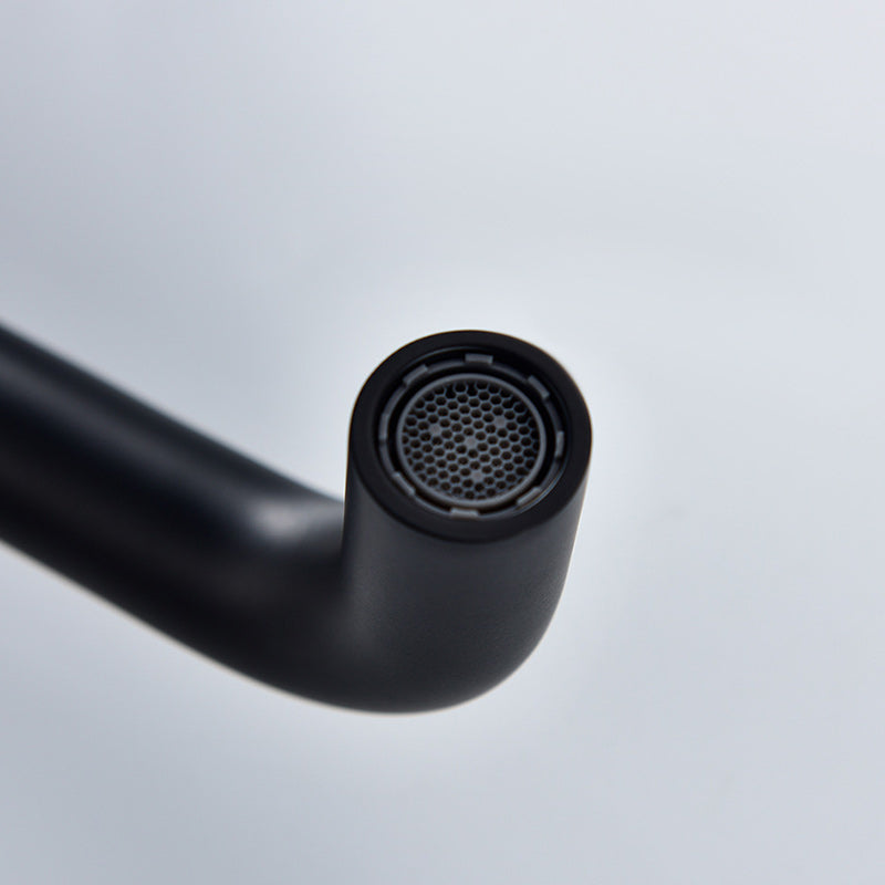 Lisslune | 3 holes faucet 2 cross handle wall-mounted faucet for the bathroom
