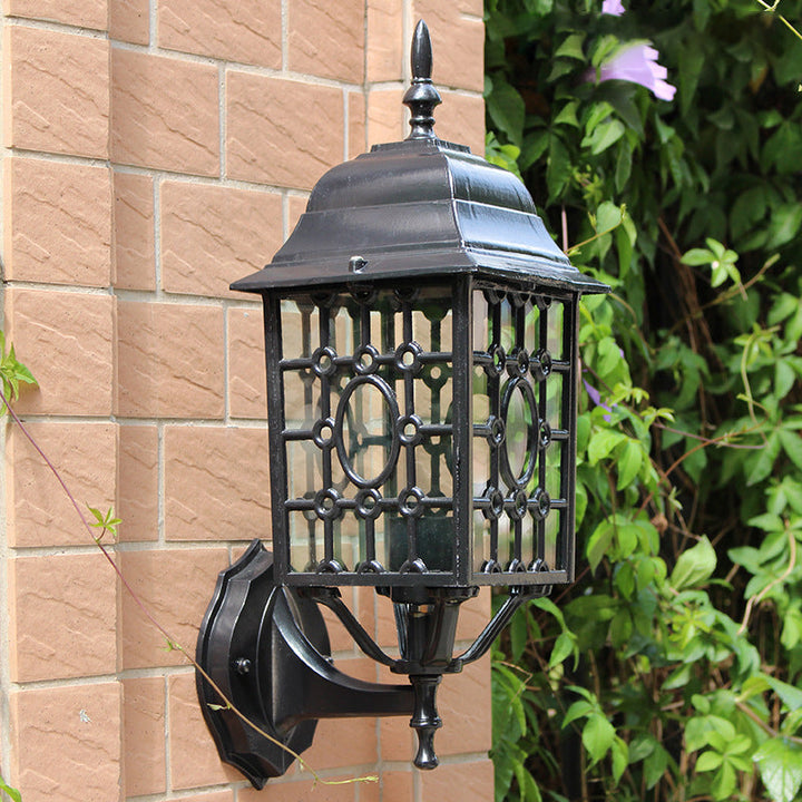 Skørter | Metallic Grid Wall Light Country 1 Bulb Courtyard Wall Lamp in Rust with Cubic Clear Glass Shade