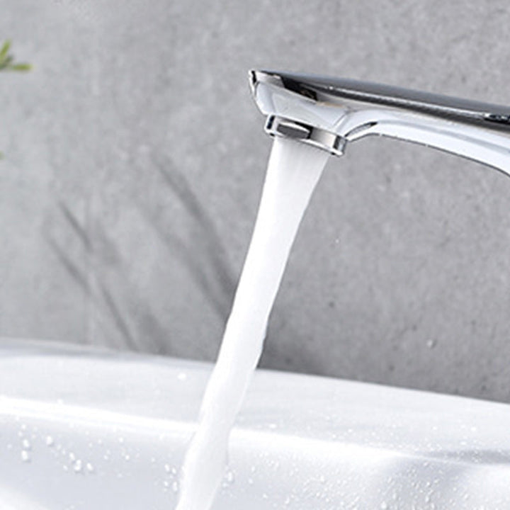 Lisslune | Basic Metal Washbasin Faucet Silver Bathroom Faucet with Lever Handle