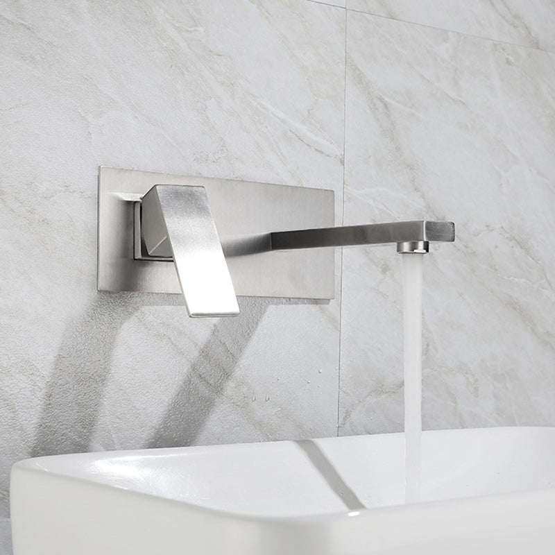 Lisslune | Contemporary style faucets with lever handles Wall-mounted faucets for the bathroom