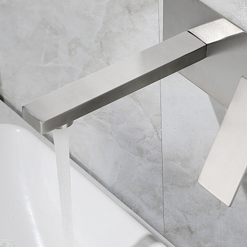 Lisslune | Contemporary style faucets with lever handles Wall-mounted faucets for the bathroom