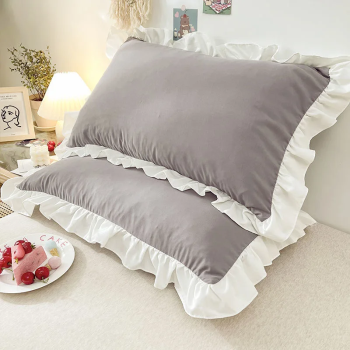 Lisslune | Coquette Ruffle Pillowcase
