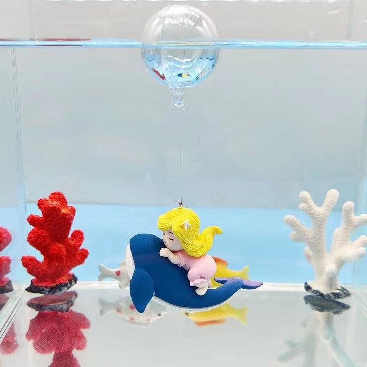 Lisslune | Aquatic Harmony: Chinese-inspired Resin Sculpture for Enchanting Aquariums