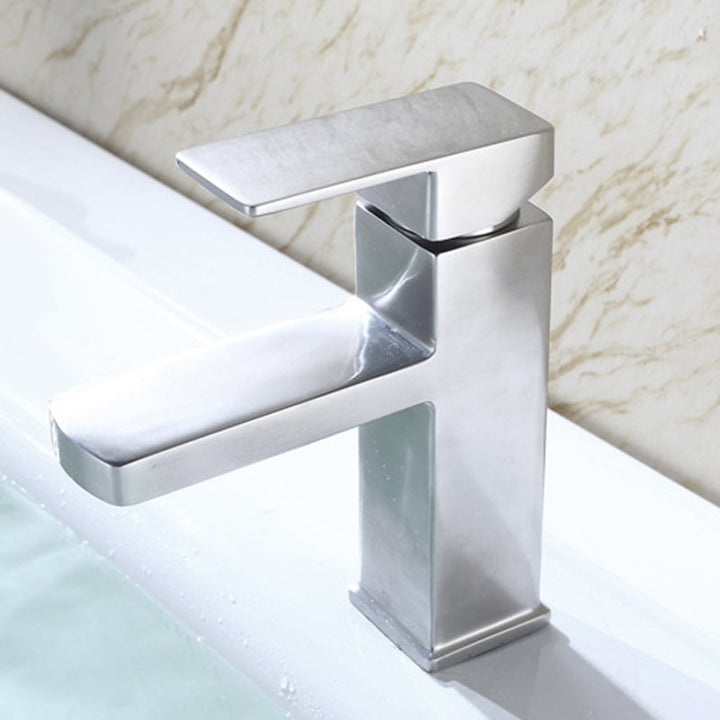 Lisslune | Basic sink faucet simple low arc metal centerset sink faucet for bathroom