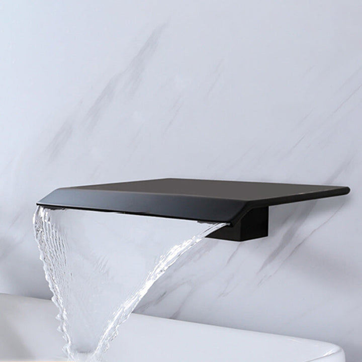 Lisslune | Modern Wall-Mounted Bathroom Faucet Low Arc Solid Brass Faucet