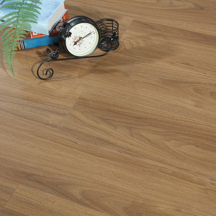 Lisslune | Contemporary Laminate Flooring Light Color Wood Laminate Flooring