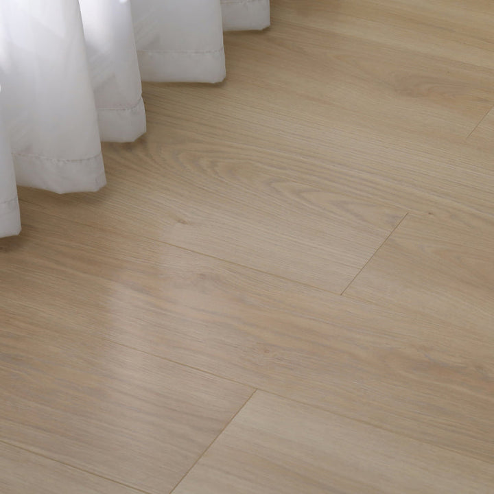 Lisslune | Contemporary Laminate Flooring Light Color Wood Laminate Flooring