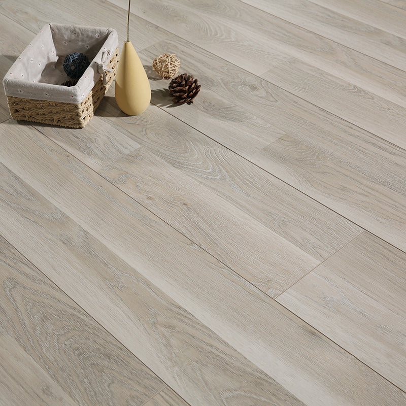 Lisslune | Contemporary Laminate Flooring Light Color Wood Laminate Flooring