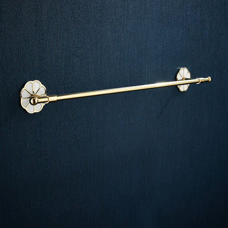 Lisslune | Metal Simple Bathroom Accessories as a Single Piece or in a Set in Gold