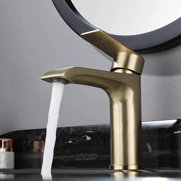 Lisslune | Single handle faucets Glam Style sink faucets for the bathroom