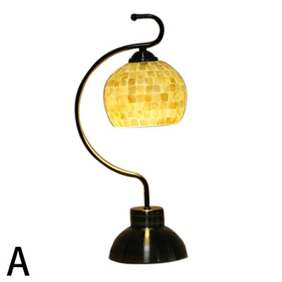 Lisslune | Glass set – Elegant globe-shaped table lamp with shell pattern