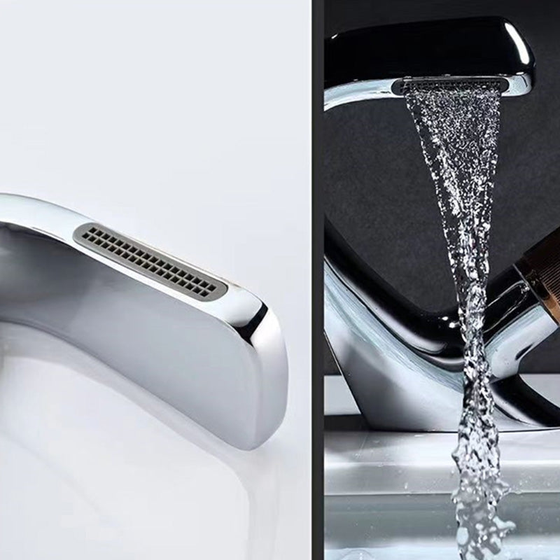 Lisslune | Modern center connection faucets single lever faucets with waterfall spout