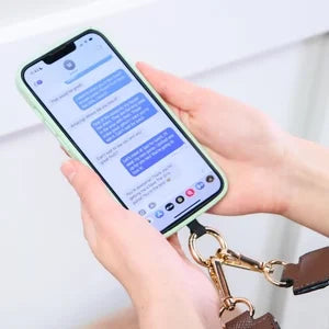 Lisslune | Phone strap with zipper pocket