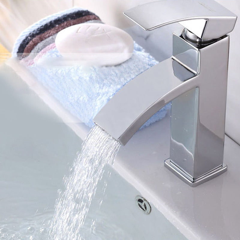 Lisslune | Cubic Chrome Bathroom Faucet Low Arc Single Lever Basin Faucet
